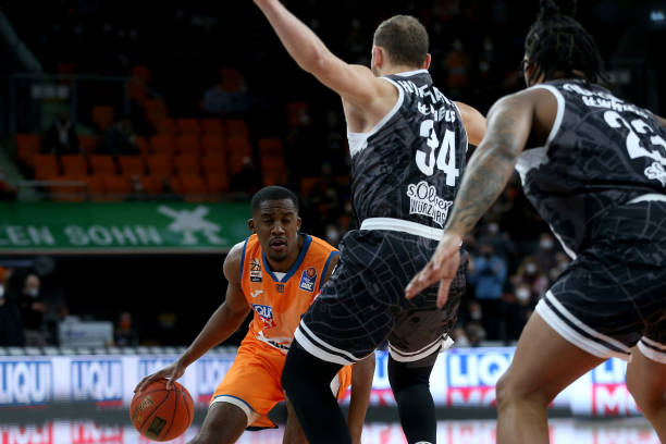 在转会窗口 在转会窗口