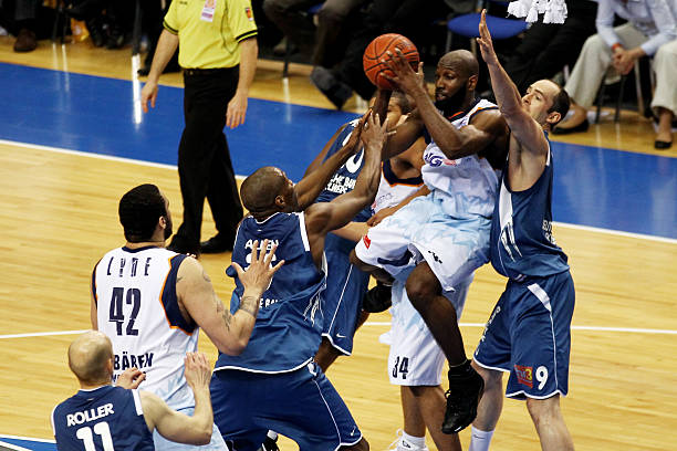 人联想到当 人联想到当